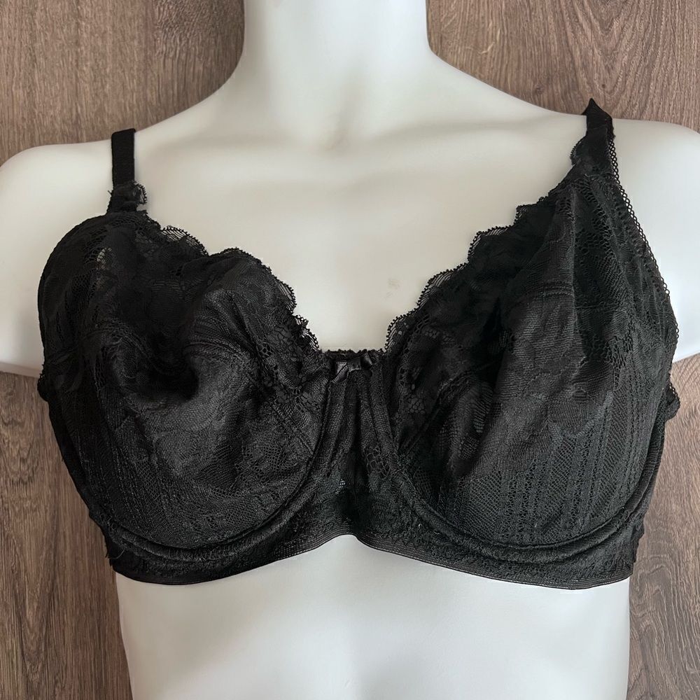 Bendon Lingerie Underwire Lace Bra size 36DD